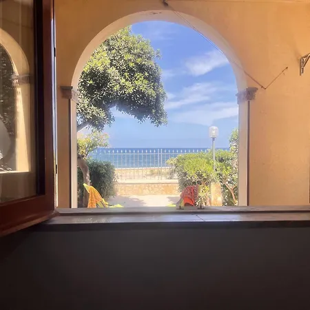 Casa Hibiscus - Fronte Mare Hébergement de vacances Paparella