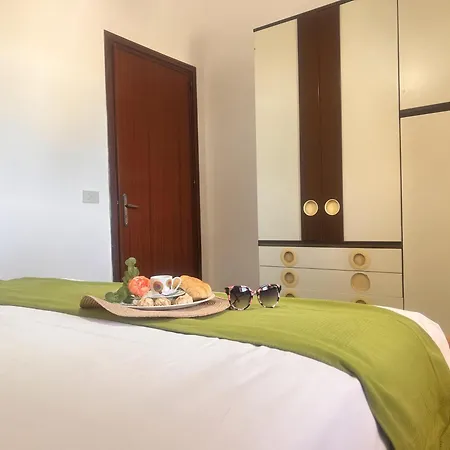 Holiday home Casa Hibiscus - Fronte Mare Paparella
