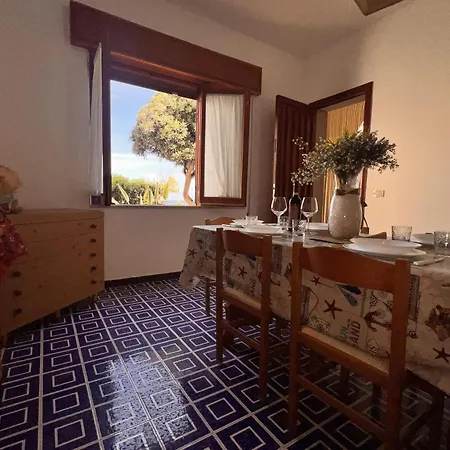 Casa Hibiscus - Fronte Mare Holiday home *